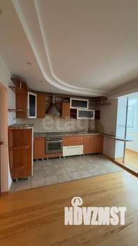 3-к квартира, вторичка, 109м2, 9/10 этаж