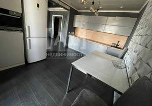 3-к квартира, вторичка, 83м2, 1/10 этаж