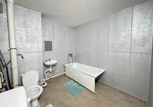 Студия квартира, вторичка, 32м2, 1/10 этаж