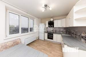 3-к квартира, вторичка, 82м2, 10/10 этаж