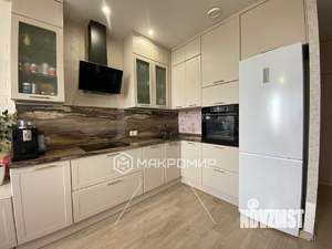 2-к квартира, вторичка, 50м2, 10/18 этаж