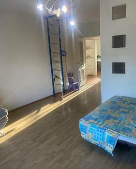 4-к квартира, вторичка, 125м2, 3/10 этаж