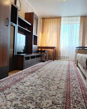 3-к квартира, вторичка, 65м2, 8/10 этаж