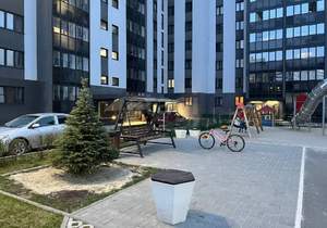 2-к квартира, вторичка, 52м2, 1/10 этаж