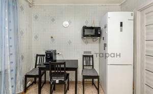 2-к квартира, вторичка, 50м2, 1/10 этаж