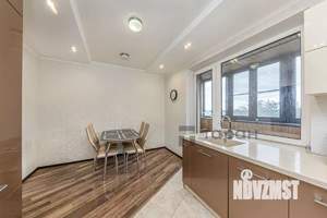 3-к квартира, вторичка, 98м2, 4/10 этаж