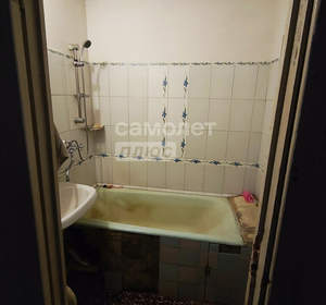 3-к квартира, вторичка, 63м2, 2/10 этаж