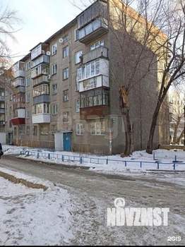 2-к квартира, вторичка, 44м2, 1/5 этаж