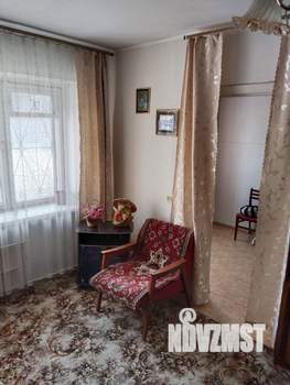 2-к квартира, вторичка, 43м2, 1/4 этаж