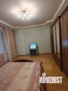 1-к квартира, вторичка, 72м2, 2/5 этаж