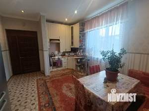 2-к квартира, вторичка, 65м2, 1/1 этаж