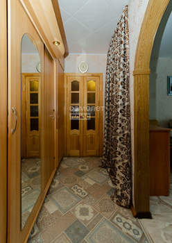 2-к квартира, вторичка, 53м2, 1/10 этаж