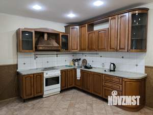 4-к квартира, вторичка, 143м2, 4/8 этаж