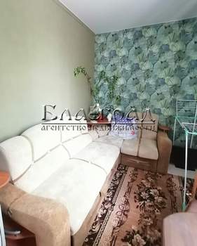 3-к квартира, вторичка, 55м2, 2/4 этаж