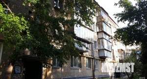 2-к квартира, вторичка, 44м2, 1/4 этаж