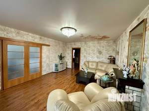 3-к квартира, вторичка, 100м2, 2/10 этаж