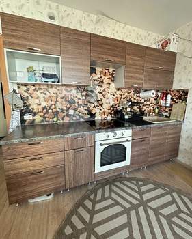 2-к квартира, вторичка, 58м2, 4/10 этаж