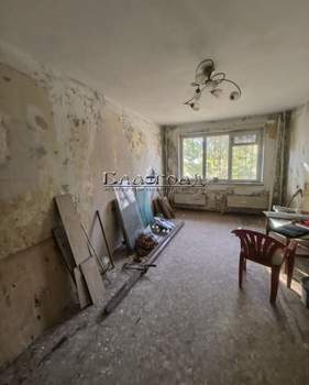 2-к квартира, вторичка, 44м2, 1/5 этаж