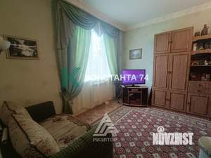 2-к квартира, вторичка, 65м2, 1/1 этаж