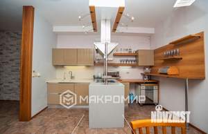 5-к квартира, вторичка, 238м2, 8/8 этаж