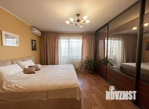 4-к квартира, вторичка, 115м2, 3/10 этаж