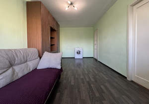 2-к квартира, вторичка, 43м2, 3/5 этаж