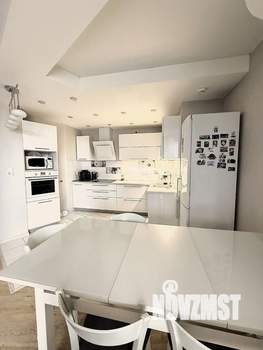 3-к квартира, вторичка, 95м2, 13/26 этаж