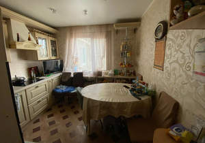 4-к квартира, вторичка, 84м2, 6/9 этаж