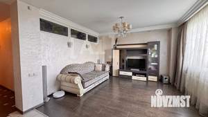 2-к квартира, вторичка, 62м2, 4/18 этаж