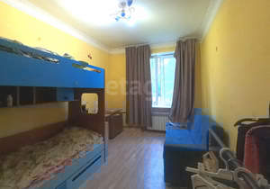 2-к квартира, вторичка, 68м2, 1/3 этаж
