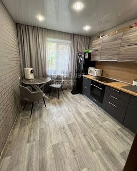 2-к квартира, вторичка, 52м2, 1/9 этаж