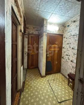 2-к квартира, вторичка, 40м2, 1/2 этаж