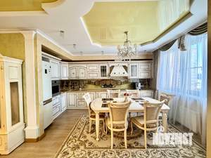 4-к квартира, вторичка, 156м2, 6/22 этаж