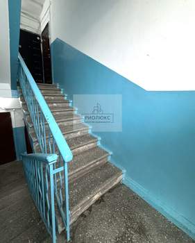 3-к квартира, вторичка, 55м2, 5/5 этаж