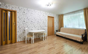 2-к квартира, вторичка, 39м2, 1/4 этаж
