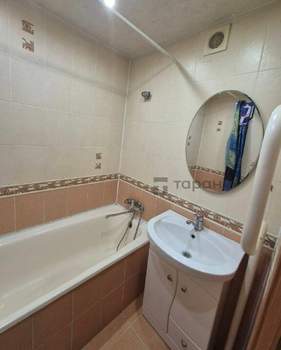 1-к квартира, вторичка, 42м2, 4/10 этаж