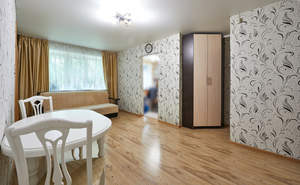 2-к квартира, вторичка, 39м2, 1/4 этаж