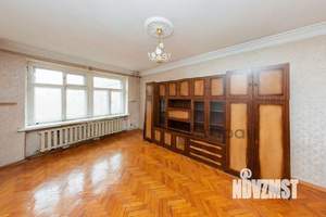 2-к квартира, вторичка, 61м2, 3/5 этаж