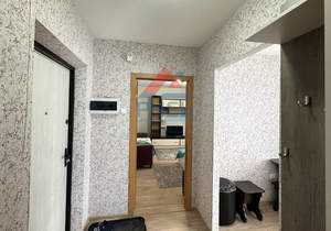 2-к квартира, вторичка, 63м2, 1/10 этаж