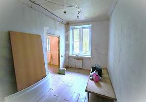 2-к квартира, вторичка, 46м2, 1/4 этаж