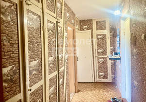 2-к квартира, вторичка, 49м2, 9/9 этаж