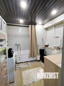 2-к квартира, вторичка, 57м2, 1/10 этаж