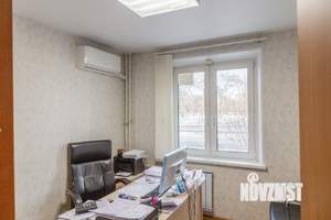 4-к квартира, вторичка, 121м2, 1/10 этаж