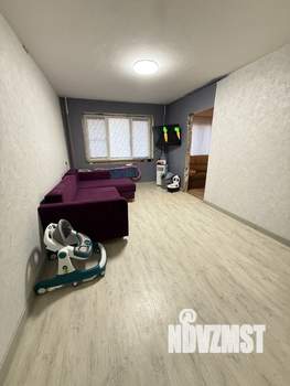 3-к квартира, вторичка, 57м2, 1/5 этаж