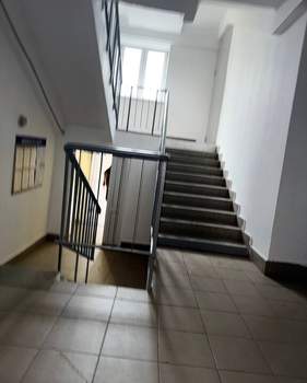 2-к квартира, вторичка, 79м2, 1/10 этаж