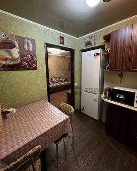 2-к квартира, вторичка, 43м2, 1/5 этаж
