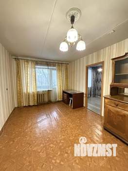 2-к квартира, вторичка, 43м2, 3/5 этаж