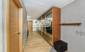 4-к квартира, вторичка, 63м2, 5/5 этаж