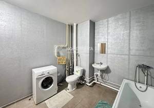 Студия квартира, вторичка, 32м2, 1/10 этаж