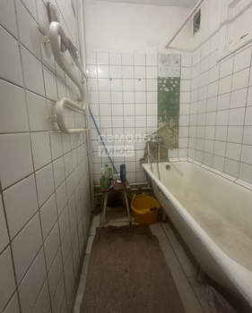 2-к квартира, вторичка, 44м2, 1/5 этаж